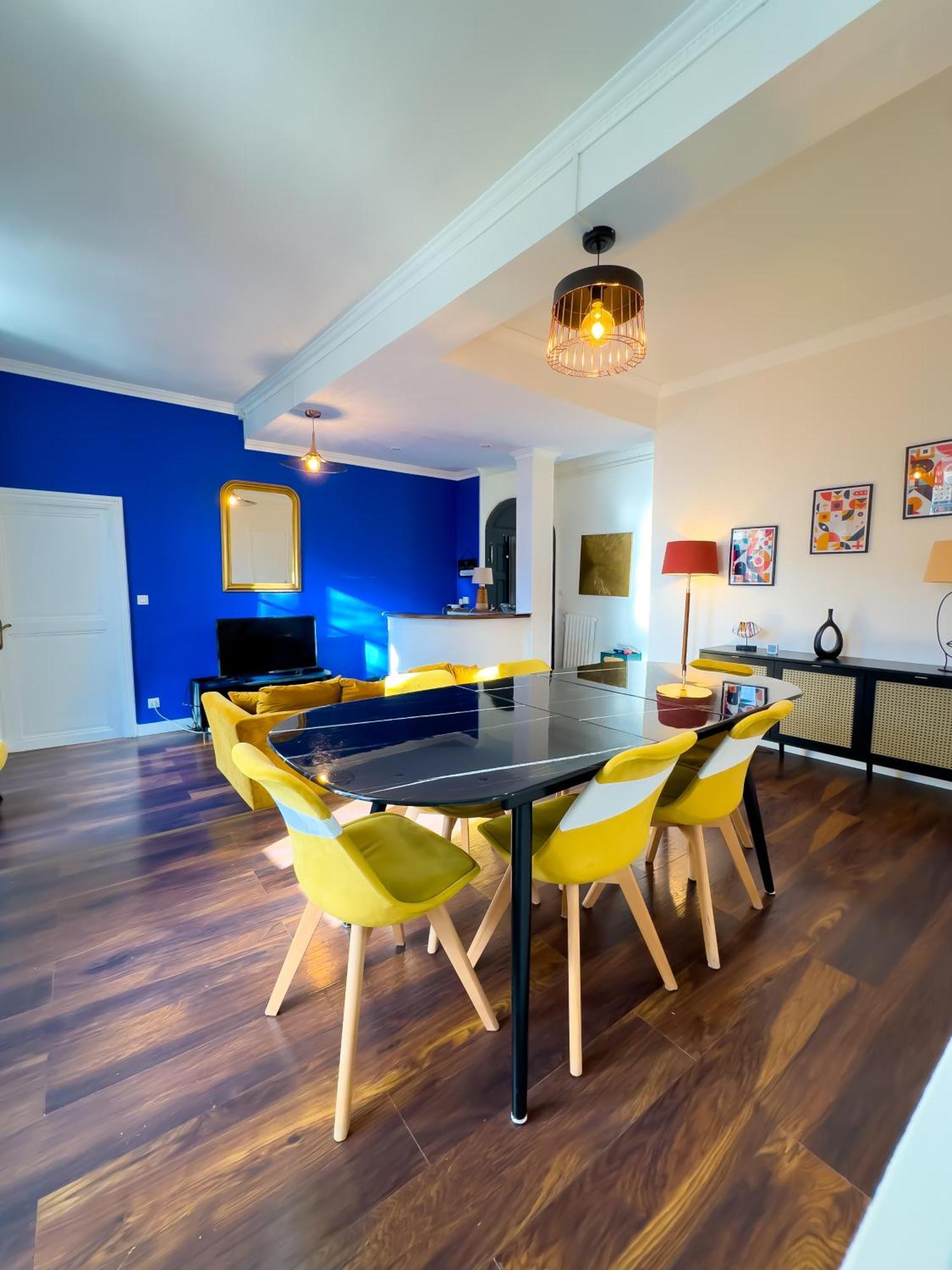 Chic Bastide Apartment *